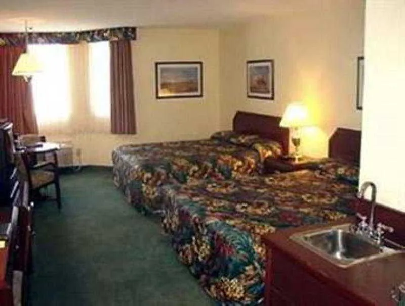 Greenwood Inn & Suites, Calgary location